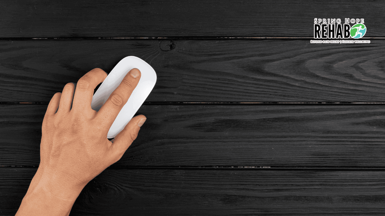 mouse hand